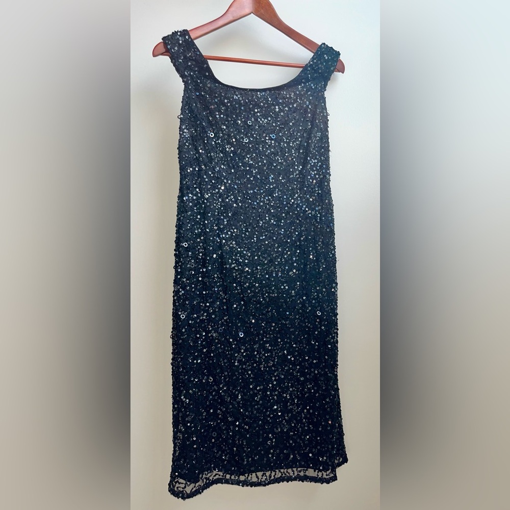 ADRIANNA PAPELL Black Sequin Size 10 Short Sleeveless Cocktail Dress